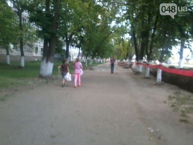 В Одессе кандидата в мэры привлекают детей к политической агитации 