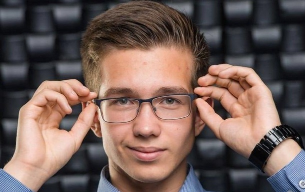 Українські розумні окуляри, які рахують калорійність їжі, отримали 