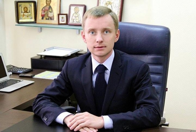Перед відставкою Яценюк звільнив скандально відомого заступника глави 