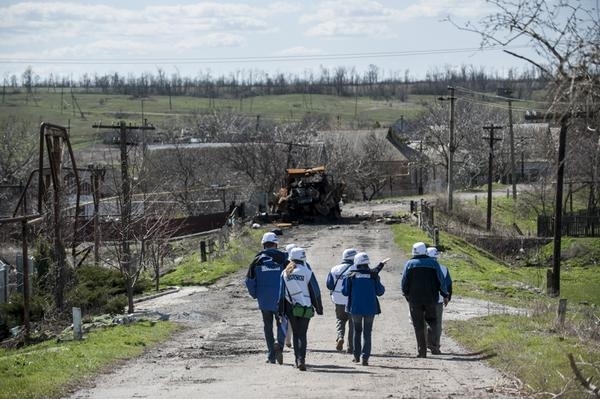 Наблюдатели ОБСЕ обеспокоены закрытием пунктов пропуска на Луганщине