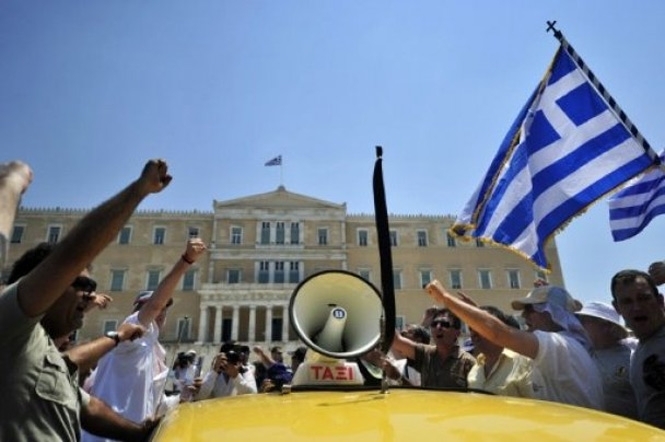 Греція і єврозона: питання та відповіді