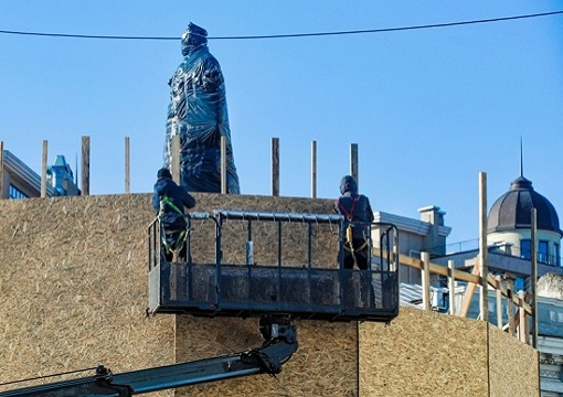 В Одесі розпочали демонтаж пам’ятника Катерині ІІ