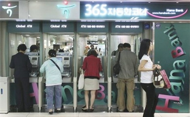 У Південній Кореї слідство вивчає банківські махінації зі ставками