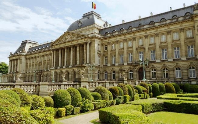 У Брюсселі евакуювали Королівський палац, ще кілька будівель заміновано