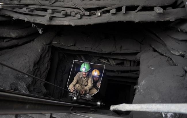 На Львовщине шахтеры прекращают отгрузки угля из-за долгов по зарплате