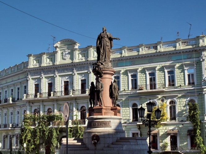 Одесситы судятся о демонтаже памятника Екатерине II