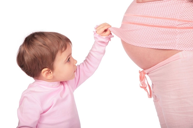 МОЗ хоче запровадити тарифний пакет послуг для вагітних