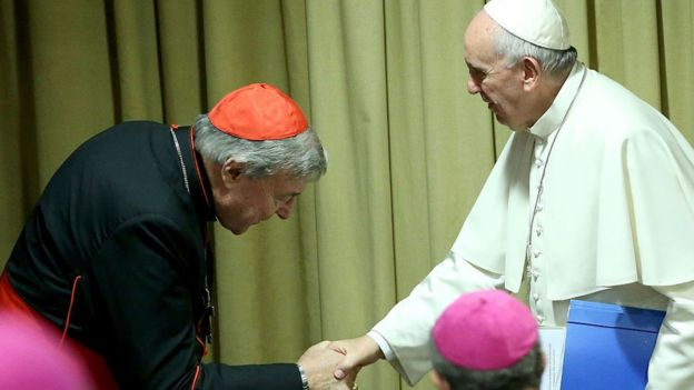 В Австралії скарбника Ватикану засудили до шести років ув'язнення за сексуальне насильство над дітьми
