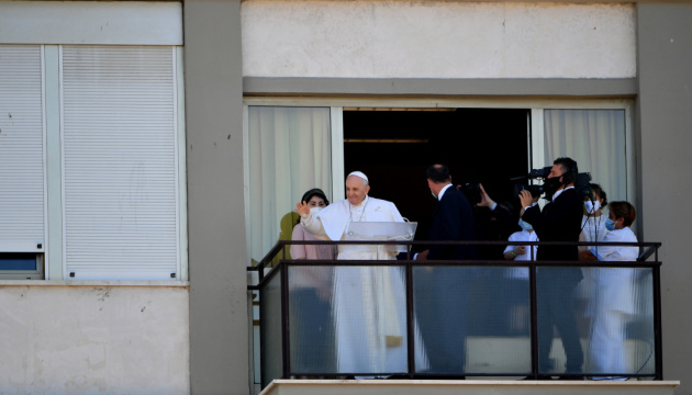 Папа Римский призвал к снижению напряженности вокруг Украины путем диалога