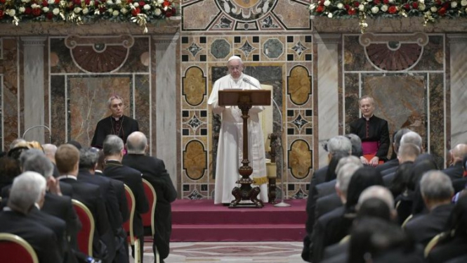 Папа Римский: Церковь должна признать историю мужского доминирования, чтобы не превратиться в музей
