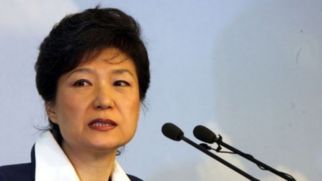 Кандидат у президенти Південної Кореї вибачилася за свого батька-диктатора