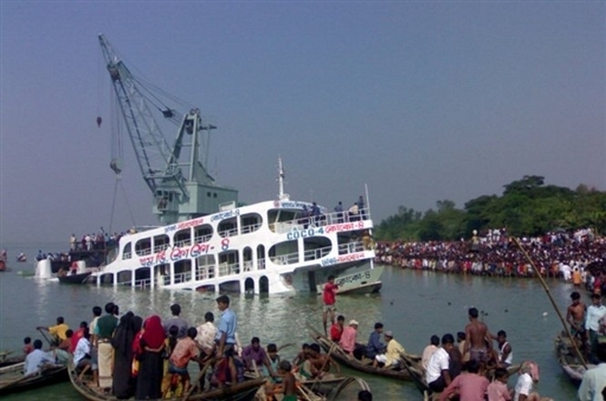 В Індії затонув пасажирський паром