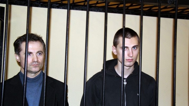 Депутаты приняли постановление об освобождении Павличенков и попрощались до завтра