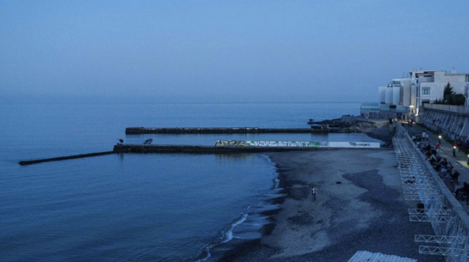 рф вдарила по цивільному судну в акваторії Чорного моря