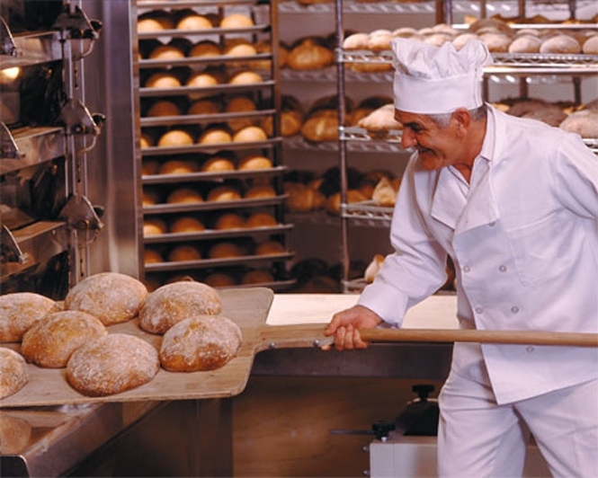 Компанія екс-регіонала хоче монополізувати ринок хліба 