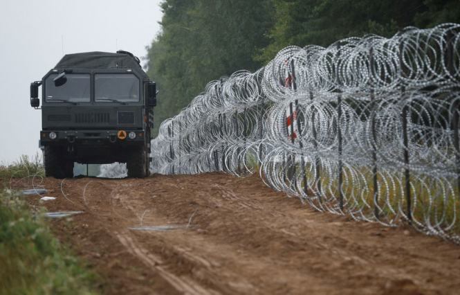 Польща може побудувати паркан на кордоні з росією