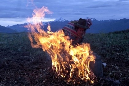 У Перу жінку спалили живцем за чаклунство