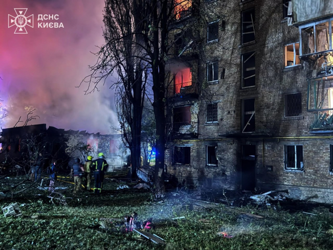 Вночі рф здійснила одну з наймасованіших балістичних атак на Київ – Зеленський