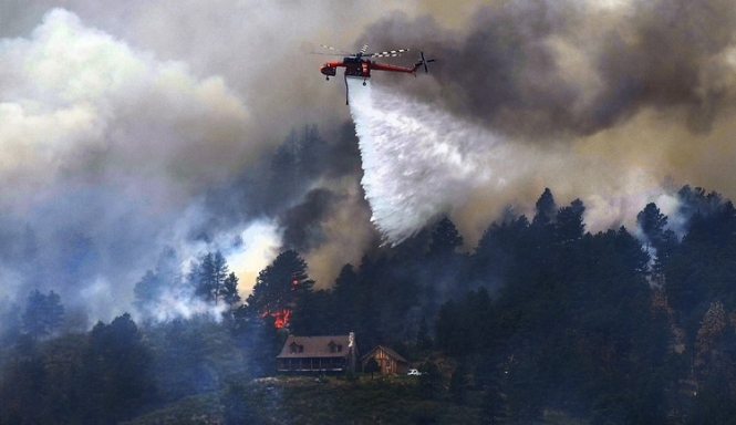 У США через пожежу евакуювали 11 тисяч жителів Колорадо