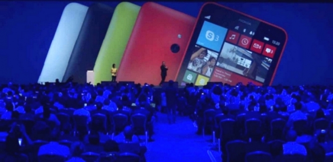 Nokia презентувала власний планшет і нові телефони серій Lumia та Asha (фото)