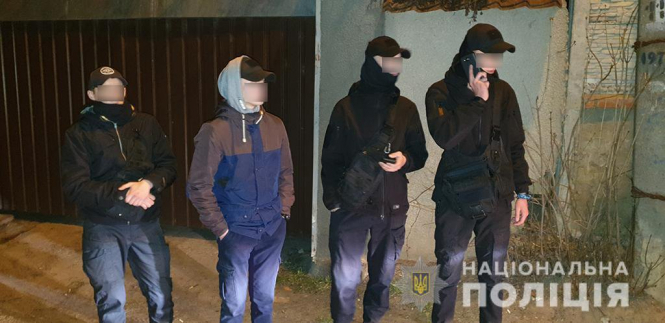 В Николаеве вооруженные подростки устроили разборки со стрельбой