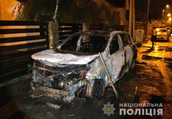 В Ровно сожгли авто, которое арендует секретарь горсовета