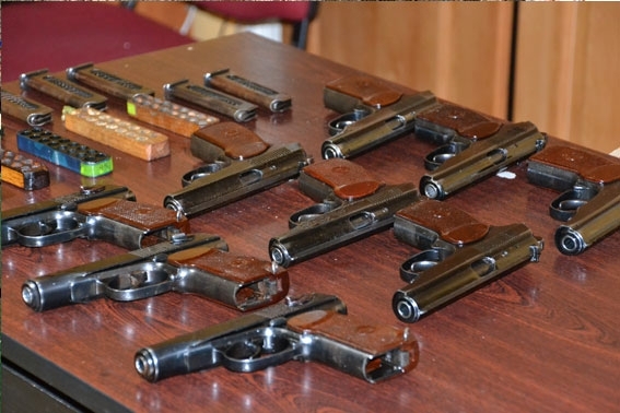 Во Львове правоохранители нашли оружие, которое неизвестные похитили из милиции в феврале