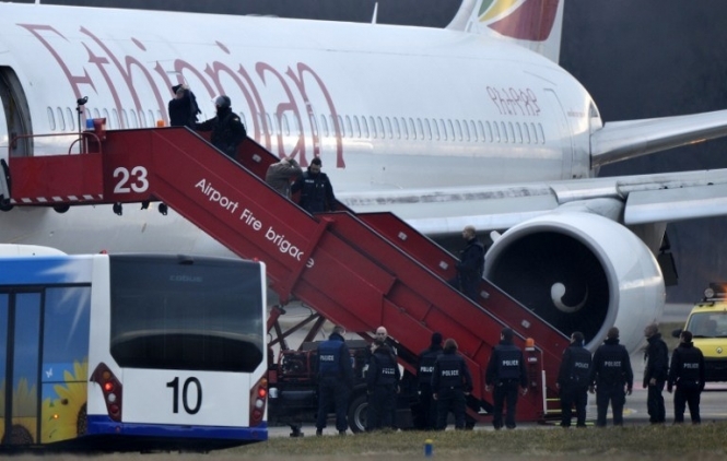 У Женеві приземлився захоплений літак з Ефіопії: нападник вимагав політичного притулку