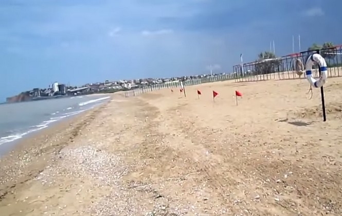 На 11 пляжах Києва не рекомендують купатися