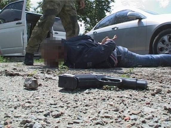 В Днепропетровске правоохранители задержали шестерых преступников, которые вербовали боевиков на восток 