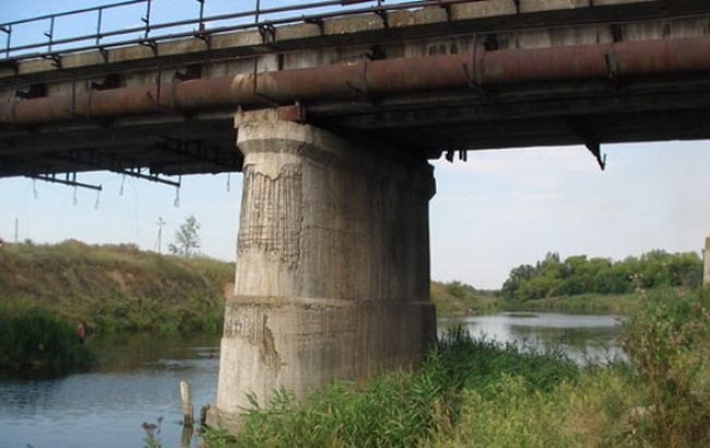 В Славянске предупредили подрыв моста в людном месте