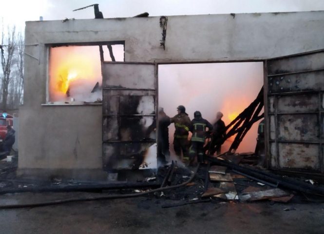 В Одессе горел бывший завод 