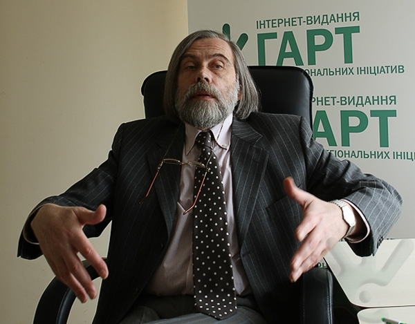 Погребинский: СБУ имеет право рассматривать события в Украине как террористические акты