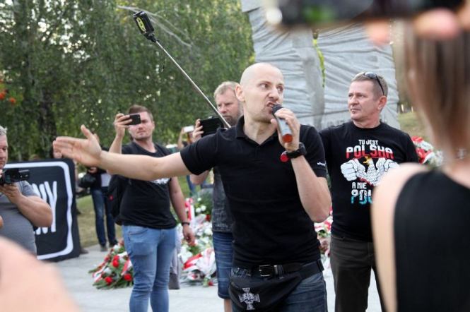 В Польше прервали марш националистов из разжигание ненависти к украинцам - ВИДЕО