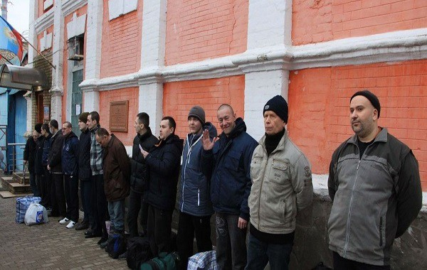 Раде предлагают определить статус политзаключенных в России и заложников в ОРДЛО