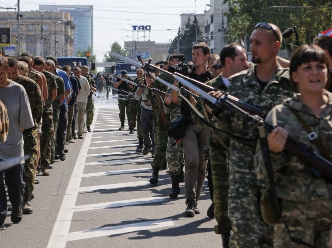 В плену террористов на Донбассе находятся 500 человек