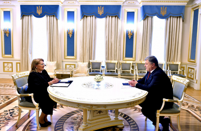 Порошенко поблагодарил президента Мальты за продолжение санкций против России
