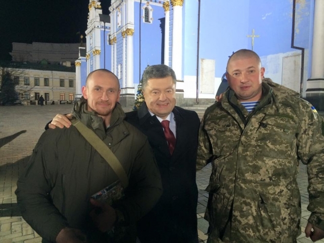 Я благодарю каждого за вклад в защиту страны, - Президент Украины поздравил украинцев с Новым годом