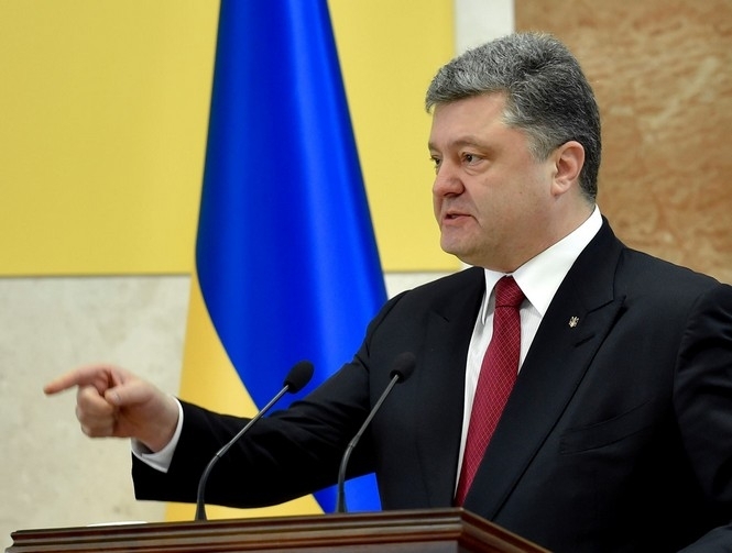 Порошенко говорит, что стремление Украины к вступлению в НАТО можно зафиксировать конституционно