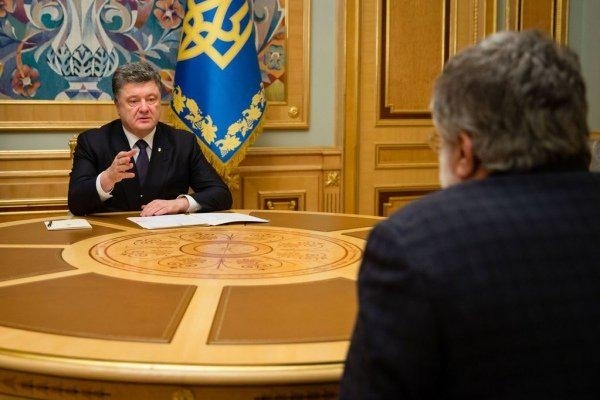 Коломойський пішов у відставку з посади губернатора Дніпропетровщини
