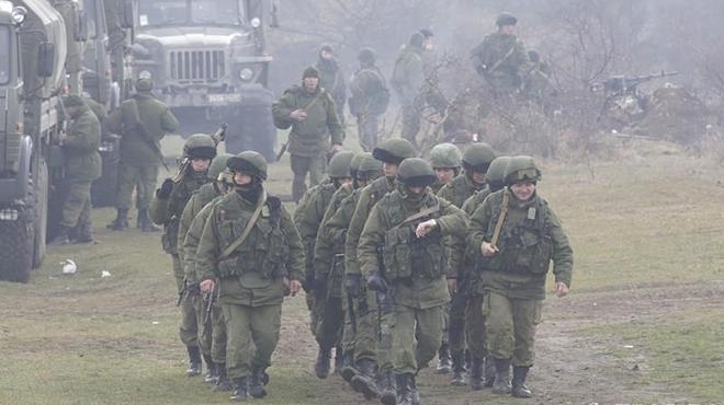 Российские войска, которые вторглись в Украину, насчитывают 700 солдат, - СНБО