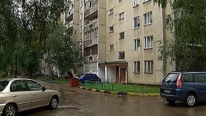 Во Львовской области ребенок выпал из окна пятого этажа