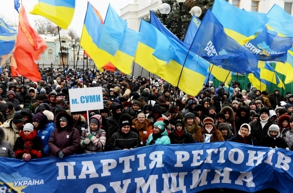 ПР набирает водителей на АнтиАвтомайдан: ездить нужно Киевом 