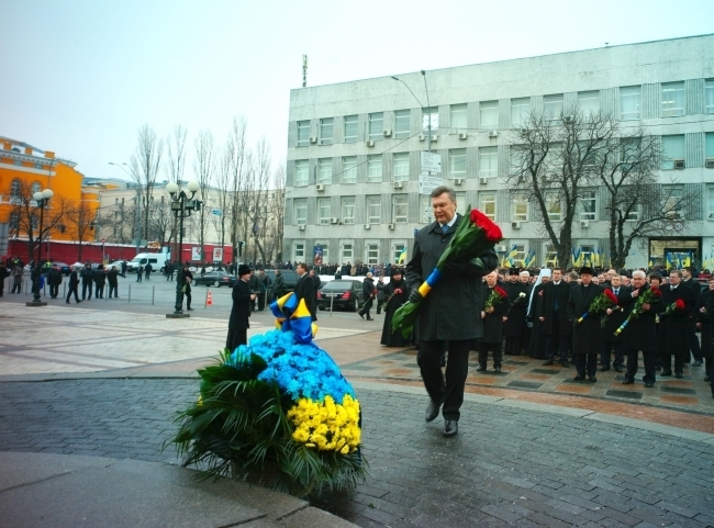 Янукович хоче в сім'ю європейських народів