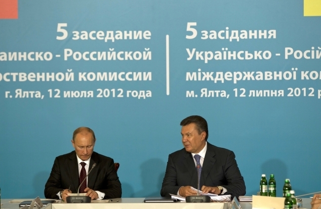 Янукович попросив Путіна взяти його на саміт G20