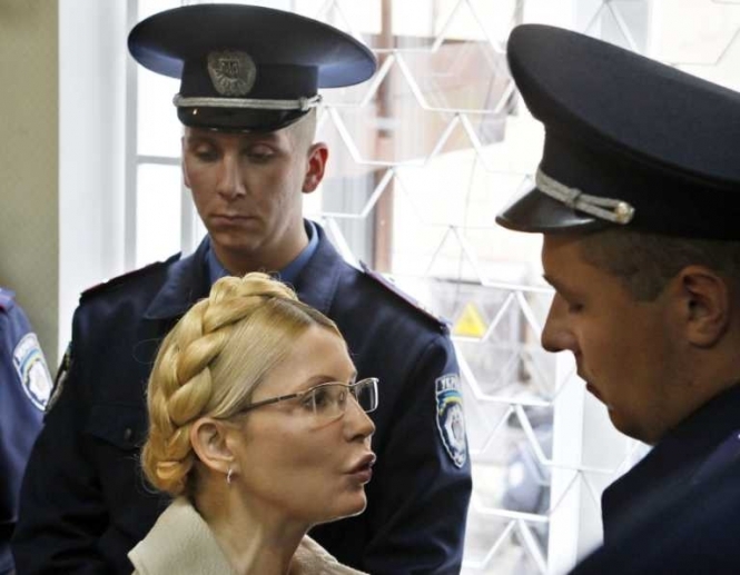 Прихильники Тимошенко побоюються, що її можуть доставити силою на судове засідання щодо ЄЕСУ