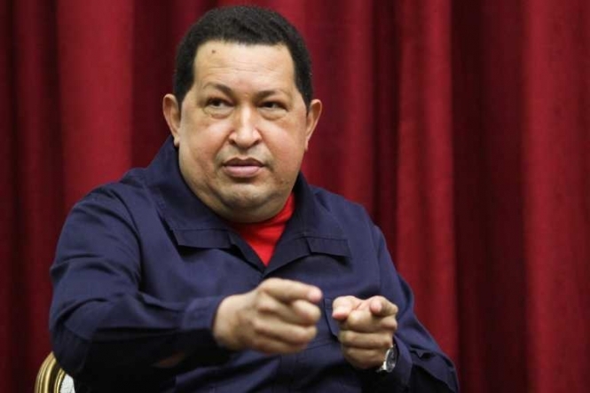 Уго Чавес закликав венесуельців пити сік, а не кока-колу
