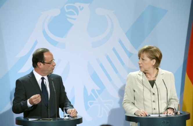 Меркель і Олланд домовилися допомогти Греції