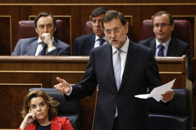 Уряд Іспанії закликає Сенат зупинити автономію Каталонії 