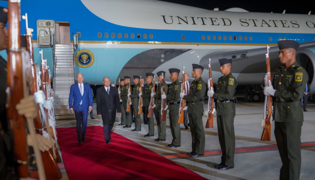 На посаді президента Байден уперше відвідав кордон із Мексикою